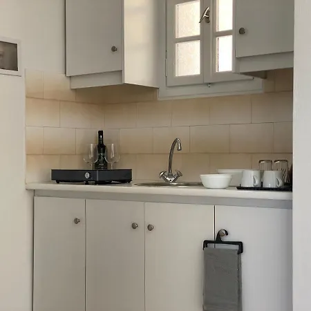 Clelia Apartment *