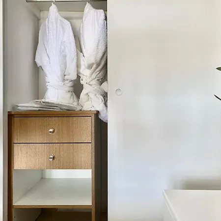Clelia Apartment
