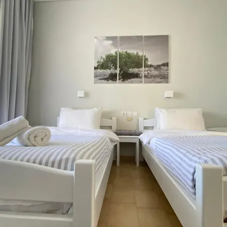 Clelia Apartment *